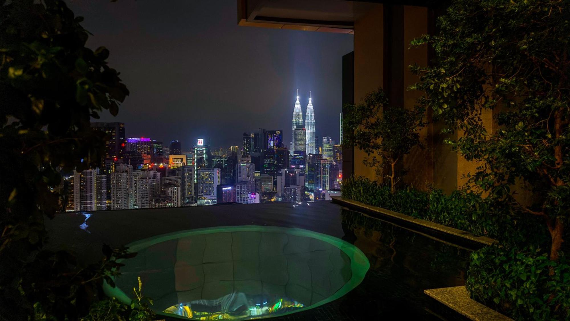 Harmony Luxury Suites At Lucentia Bukit Bintang City Center กัวลาลัมเปอร์ ภายนอก รูปภาพ